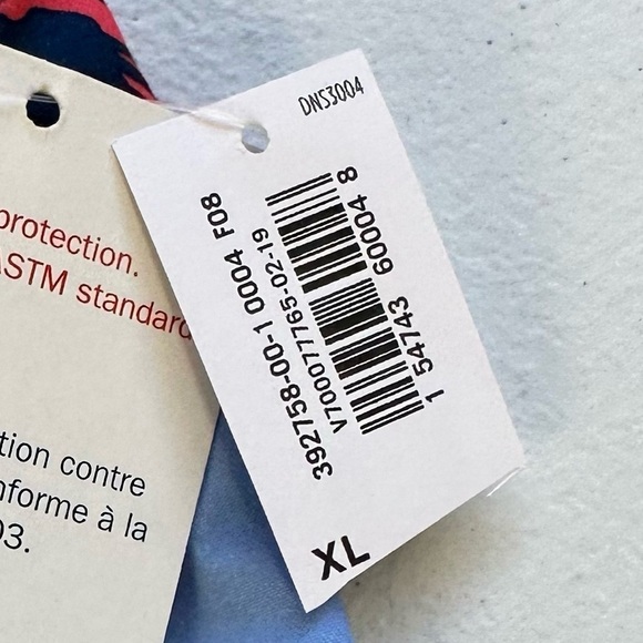 Old Navy Pink Flamingo Printed Swim UPF 40 Trunks 8 Inch Inseam - NWT with Flaw - Picture 11 of 13